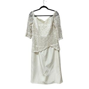 David’s bridal wedding Elegant White Lace Dress 12